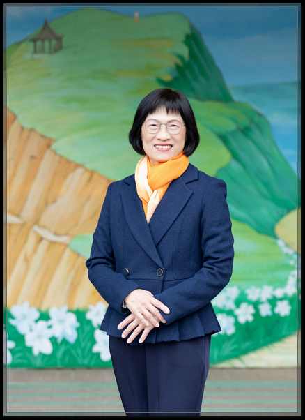 張麗秋校長