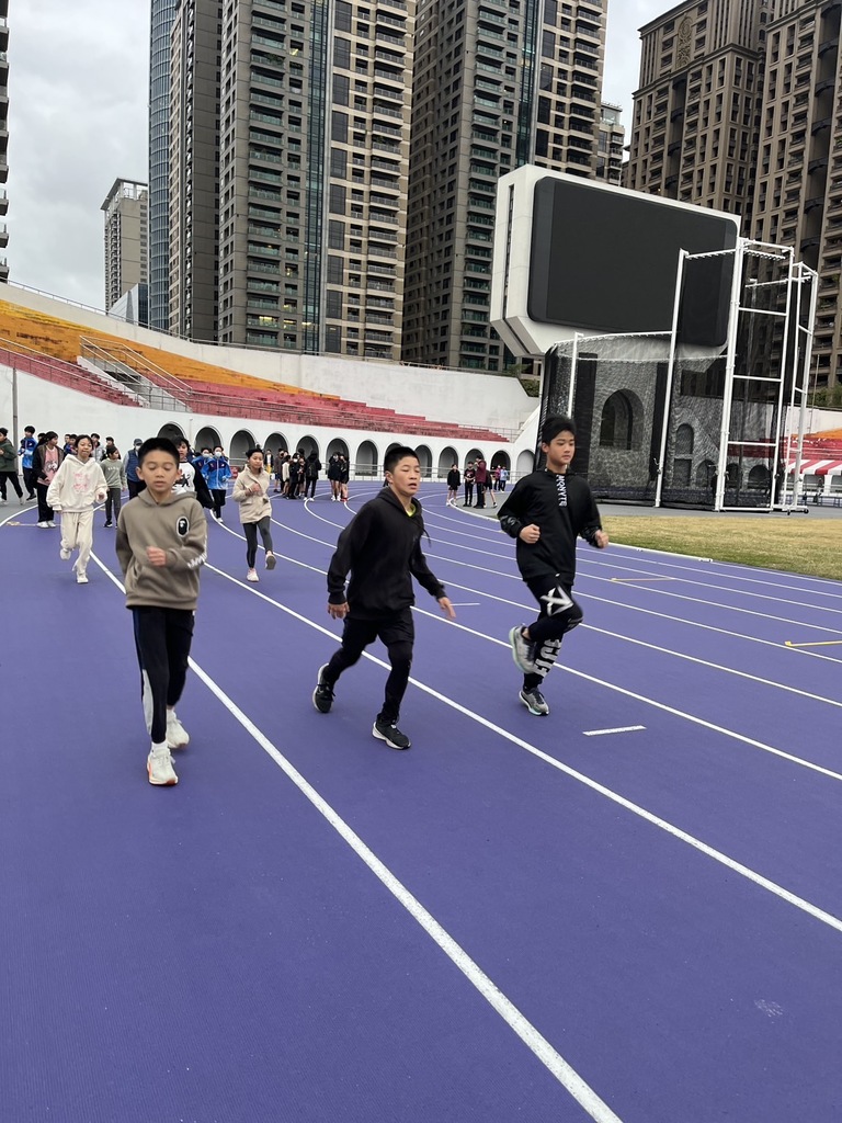 賀本校參加新北市113學年度小學田徑對抗賽榮獲佳績(另開新視窗/jpg檔)圖片